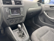 Volkswagen BERLINE JETTA TRENDLINE + AUTOMATIQUE A/C CAMÉRA SIEGES CHAUFF 2016