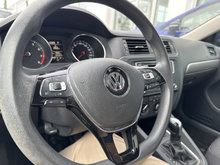 Volkswagen BERLINE JETTA TRENDLINE + AUTOMATIQUE A/C CAMÉRA SIEGES CHAUFF 2016