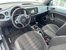 Volkswagen COUPÉ BEETLE COMFORTLINE TOIT PANO CUIR BLUETOOTH SIEGES CHAUF 2014