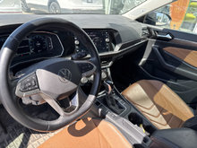 Volkswagen Jetta HIGHLINE CUIR TOIT PANO CARPLAY CAMÉRA BEATS AUDIO 2022