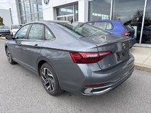Volkswagen JETTA HIGHLINE CUIR TOIT PANO CARPLAY BEATS AUDIO 2023