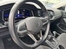 Volkswagen JETTA TRENDLINE MANUELLE CARPLAY CAMÉRA SIEGES CHAUFF 2023