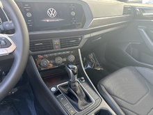 Volkswagen Jetta HIGHLINE CUIR TOIT BEATS AUDIO CARPLAY CAMÉRA 2024