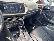 Volkswagen Jetta HIGHLINE CUIR TOIT PANO BEATS AUDIO CAMÉRA CARPLAY 2024