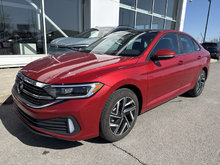 Volkswagen Jetta HIGHLINE CUIR TOIT PANO BEATS AUDIO CAMÉRA CARPLAY 2024