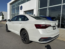 Volkswagen Jetta HIGHLINE CUIR TOIT PANO CARPLAY CAMÉRA FULL LOAD 2024