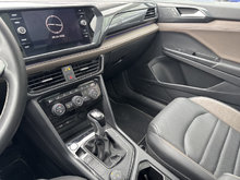 2022 Volkswagen Taos HIGHLINE 4MOTION CUIR TOIT PANO CARPLAY CAMÉRA
