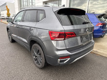 Volkswagen TAOS COMFORTLINE CUIR TOIT PANO CARPLAY CAMÉRA 2024