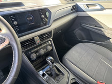 Volkswagen TAOS COMFORTLINE CUIR TOIT PANO CARPLAY CAMÉRA 2024