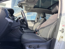 Volkswagen TAOS COMFORTLINE CUIR TOIT PANO CARPLAY CAMÉRA 2024