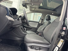 Volkswagen TAOS COMFORTLINE CUIR TOIT PANO CARPLAY CAMÉRA 2024