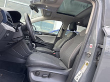 Volkswagen TAOS COMFORTLINE CUIR TOIT PANO CARPLAY CAMÉRA 2024