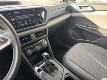 Volkswagen TAOS COMFORTLINE CUIR TOIT PANO CARPLAY CAMÉRA 2024