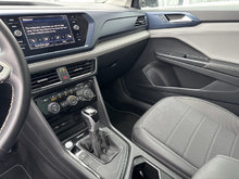 Volkswagen TAOS COMFORTLINE CUIR TOIT PANO CARPLAY CAMÉRA 2024