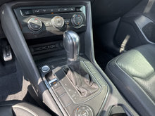 Volkswagen Tiguan HIGHLINE R-LINE CUIR TOIT PANO CARPLAY CAMERA 360 2019
