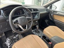 Volkswagen TIGUAN COMFORTLINE RLINE 4MOTION CUIR TOIT PANO CARPLAY 2022