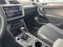 Volkswagen TIGUAN COMFORTLINE RLINE 4MOTION CUIR TOIT PANO CARPLAY 2023