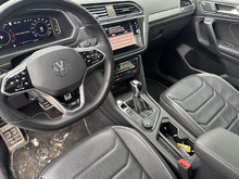 Volkswagen TIGUAN HIGHLINE R-LINE 4MOTION CUIR TOIT PANO CARPLAY 2024