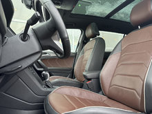 Volkswagen TIGUAN HIGHLINE R-LINE 4MOTION CUIR TOIT PANO CARPLAY 2024