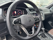 Volkswagen TIGUAN HIGHLINE R-LINE 4MOTION CUIR TOIT PANO CARPLAY 2024