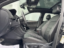 Volkswagen TIGUAN HIGHLINE R-LINE 4MOTION CUIR TOIT PANO CARPLAY 2024