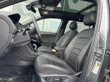 Volkswagen TIGUAN HIGHLINE R-LINE 4MOTION CUIR TOIT PANO CARPLAY 2024