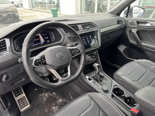 Volkswagen TIGUAN HIGHLINE R-LINE 4MOTION CUIR TOIT PANO CARPLAY 2024