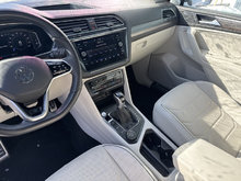 Volkswagen TIGUAN HIGHLINE R-LINE 4MOTION CUIR TOIT PANO CARPLAY 2024