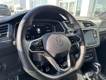 Volkswagen TIGUAN HIGHLINE R-LINE 4MOTION CUIR TOIT PANO CARPLAY 2024