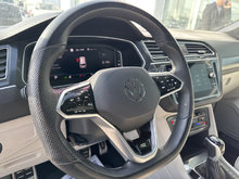 Volkswagen TIGUAN HIGHLINE R-LINE 4MOTION CUIR TOIT PANO CARPLAY 2024