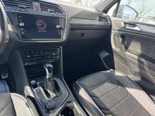 Volkswagen TIGUAN HIGHLINE R-LINE 4MOTION CUIR TOIT PANO CARPLAY 2024