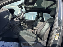 Volkswagen TIGUAN HIGHLINE R-LINE 4MOTION CUIR TOIT PANO CARPLAY 2024