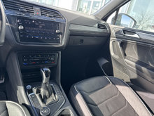 Volkswagen TIGUAN HIGHLINE R-LINE 4MOTION CUIR TOIT PANO CARPLAY 2024