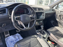 Volkswagen TIGUAN HIGHLINE R-LINE 4MOTION CUIR TOIT PANO CARPLAY 2024