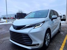 2022 Toyota Sienna Hybrid Sienna Limited AWD 7-Pass