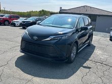 2024 Toyota Sienna Hybrid Sienna LE AWD 8-Pass, Heated Steering Wheel