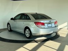 Chevrolet Cruze 1LT + CLIM + BLUETOOTH + CAMERA + 2014