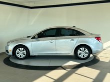 Chevrolet Cruze 1LT + CLIM + BLUETOOTH + CAMERA + 2014