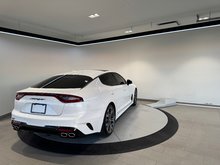 Kia Stinger GT LTD + 368HP + CUIR ROUGE + TOIT + NAV + AWD + 2018