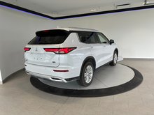 2023 Mitsubishi Outlander SE + BLUETOOTH + SIEGE CHAUFFANT + CAMERA +