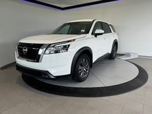 Nissan Pathfinder S + 8 PASSAGERS + CARPLAY + SIEGE CHAUFFANT + 2022