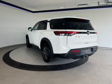 Nissan Pathfinder S + 8 PASSAGERS + CARPLAY + SIEGE CHAUFFANT + 2022