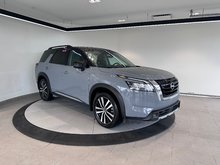 2023 Nissan Pathfinder Platinum + TOIT PANO + CUIR + NAVIGATION +