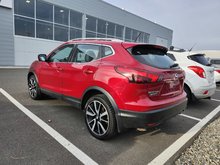 Nissan Qashqai SL + CUIR + TOIT + NAVIGATION + CAMÉRA 360 + 2017