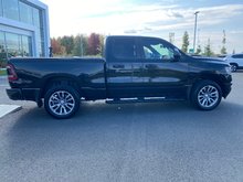 Ram 1500 Sport + V8 + 5.7 HEMI + HITCH + CAMERA + 2019