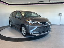 Toyota Sienna Limited + HYBRIDE + CARPLAY + TOIT + CUIR + 2023 7 PASSAGERS