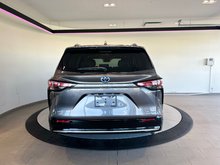 Toyota Sienna Limited + HYBRIDE + CARPLAY + TOIT + CUIR + 2023 7 PASSAGERS