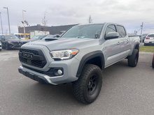 Toyota Tacoma SR5 + V6 + TRD Sport + LIFTÉ + 33pouces + LOOK +++ 2018