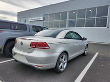 2014 Volkswagen Eos Comfortline + CUIR + TOIT + BAS KM + A/C