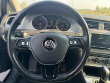 Volkswagen Golf Comfortline + TOIT + CUIR + CARPLAY + DEMARREUR + 2017